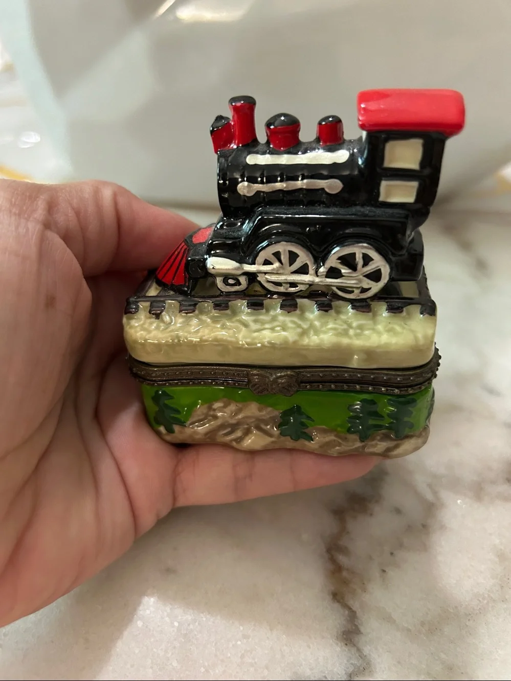 Vintage Hand Painted Porcelain Railway Steam Engine Hinged Trinket Box Train